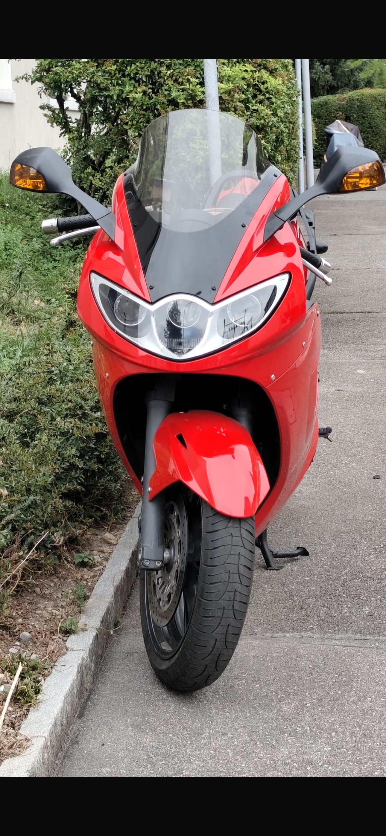 TRIUMPH Sprint ST ABS 1050-image-0