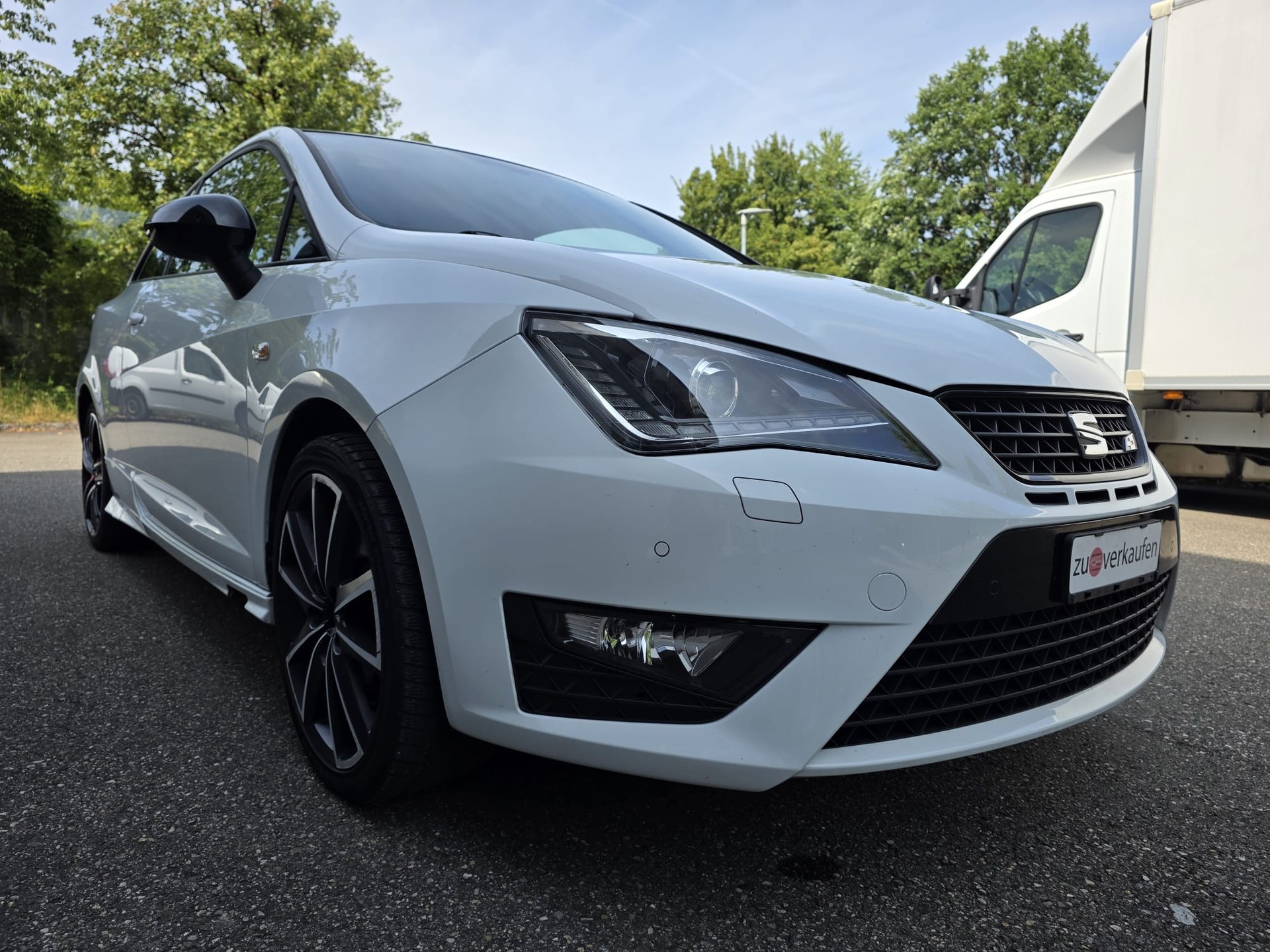 SEAT Ibiza SC 1.8 TSI Cupra-image-2