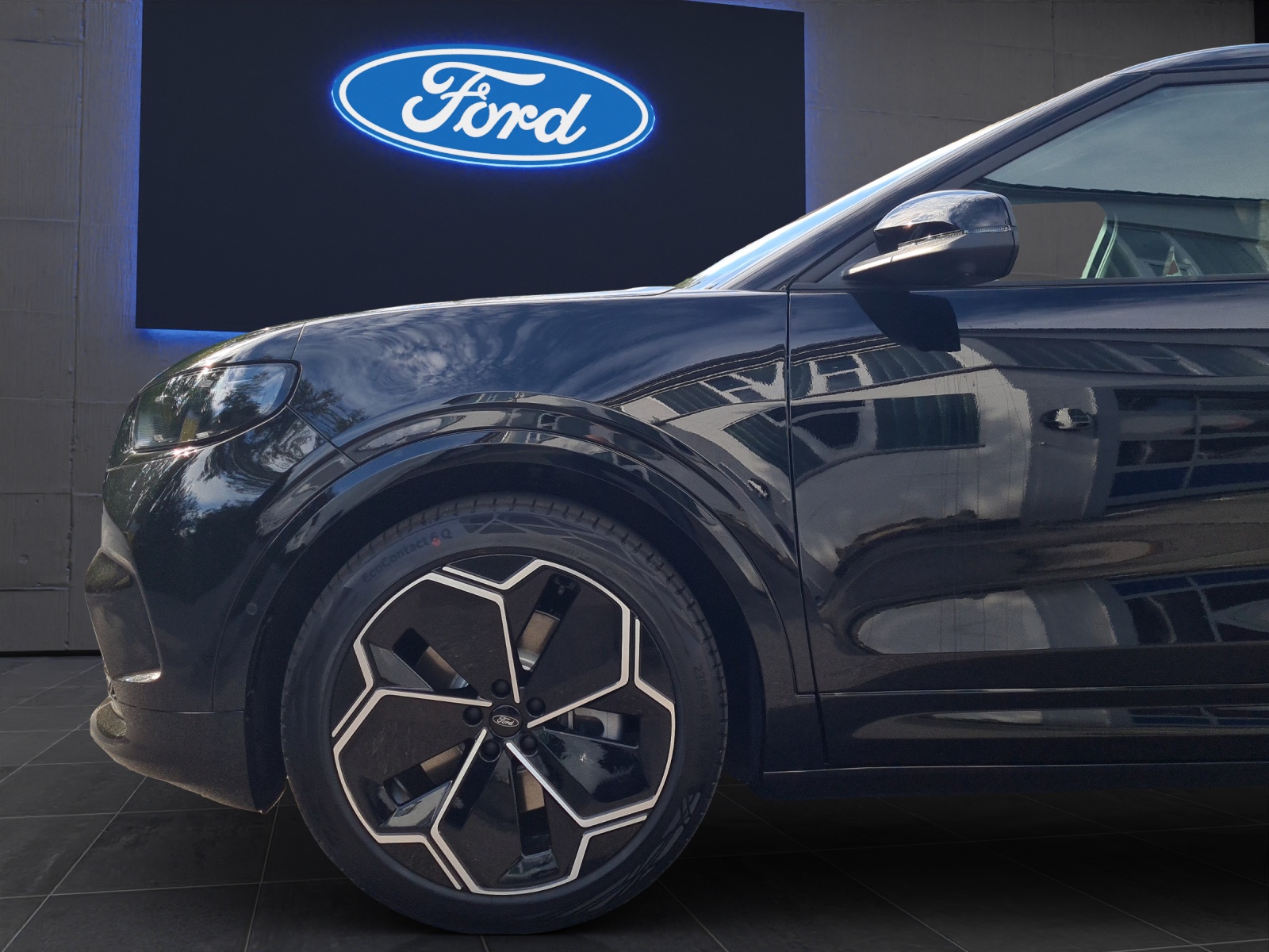 FORD Capri Extended Range (79 kWh) Premium AWD 4x4 AUTOMAT-image-13