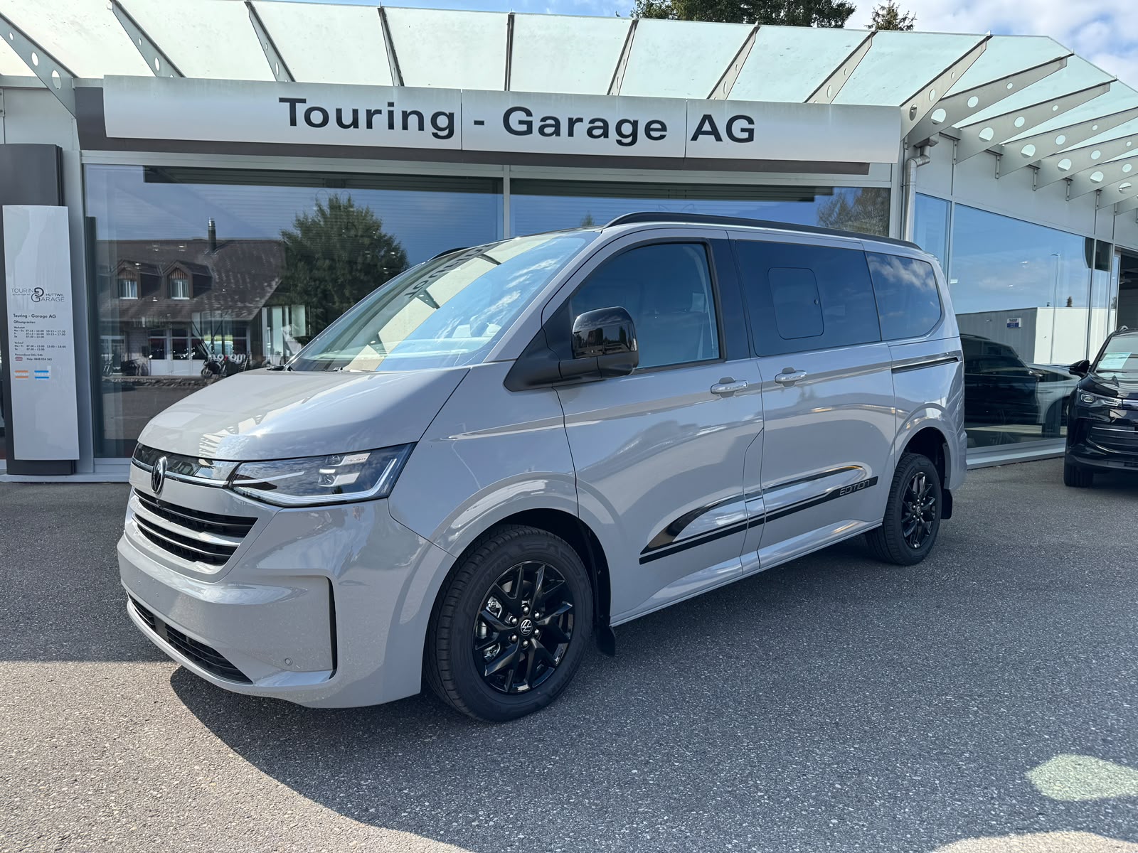 VW Caravelle 2.0 TDI Edition 170 PS Automat 8-Gang 4 Motion - 4x4-showroom-element-1