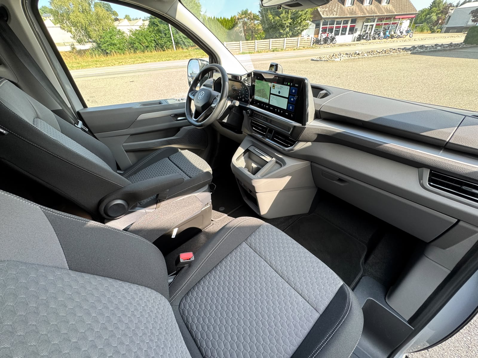VW Caravelle 2.0 TDI Edition 170 PS Automat 8-Gang 4 Motion - 4x4-image-11