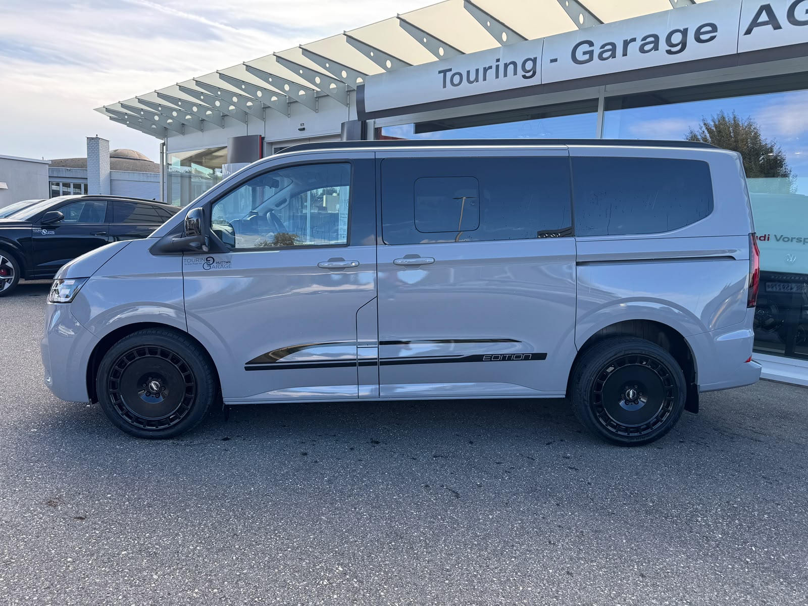 VW Caravelle 2.0 TDI Edition 170 PS Automat 8-Gang 4 Motion - 4x4-showroom-element-1