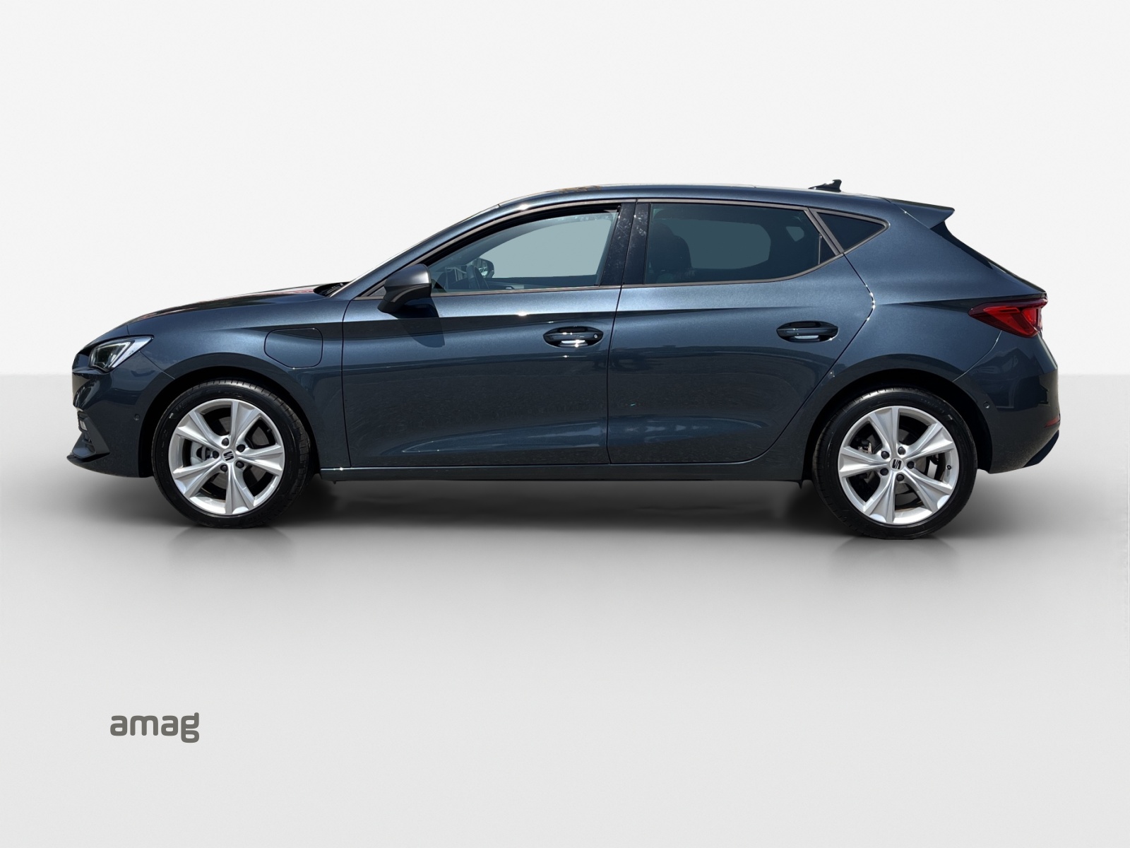 SEAT Leon 1.5 eHybrid pHEV DSG FR-showroom-element-1