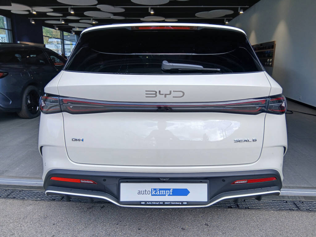 BYD Seal 6 DM-i Touring Comfort-showroom-element-3