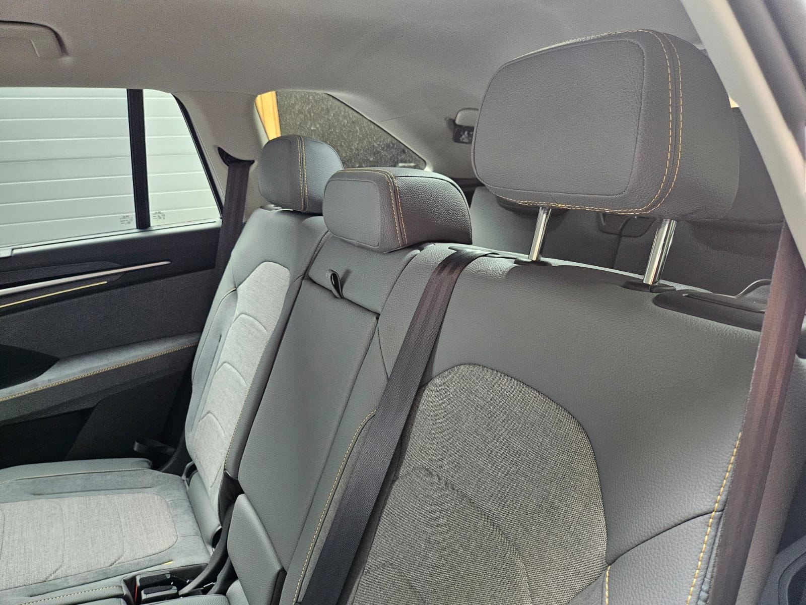SKODA Kodiaq 2.0 TDI 7 SITZE 7 PLACES Selection 4x4 BESCHADIG ENDOMMAGE-image-15
