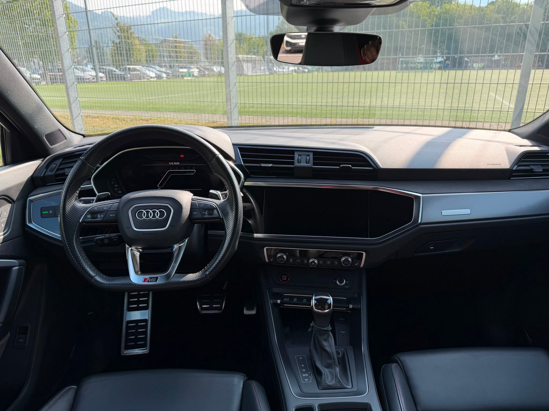 AUDI RS Q3 Sportback quattro S tronic-image-5