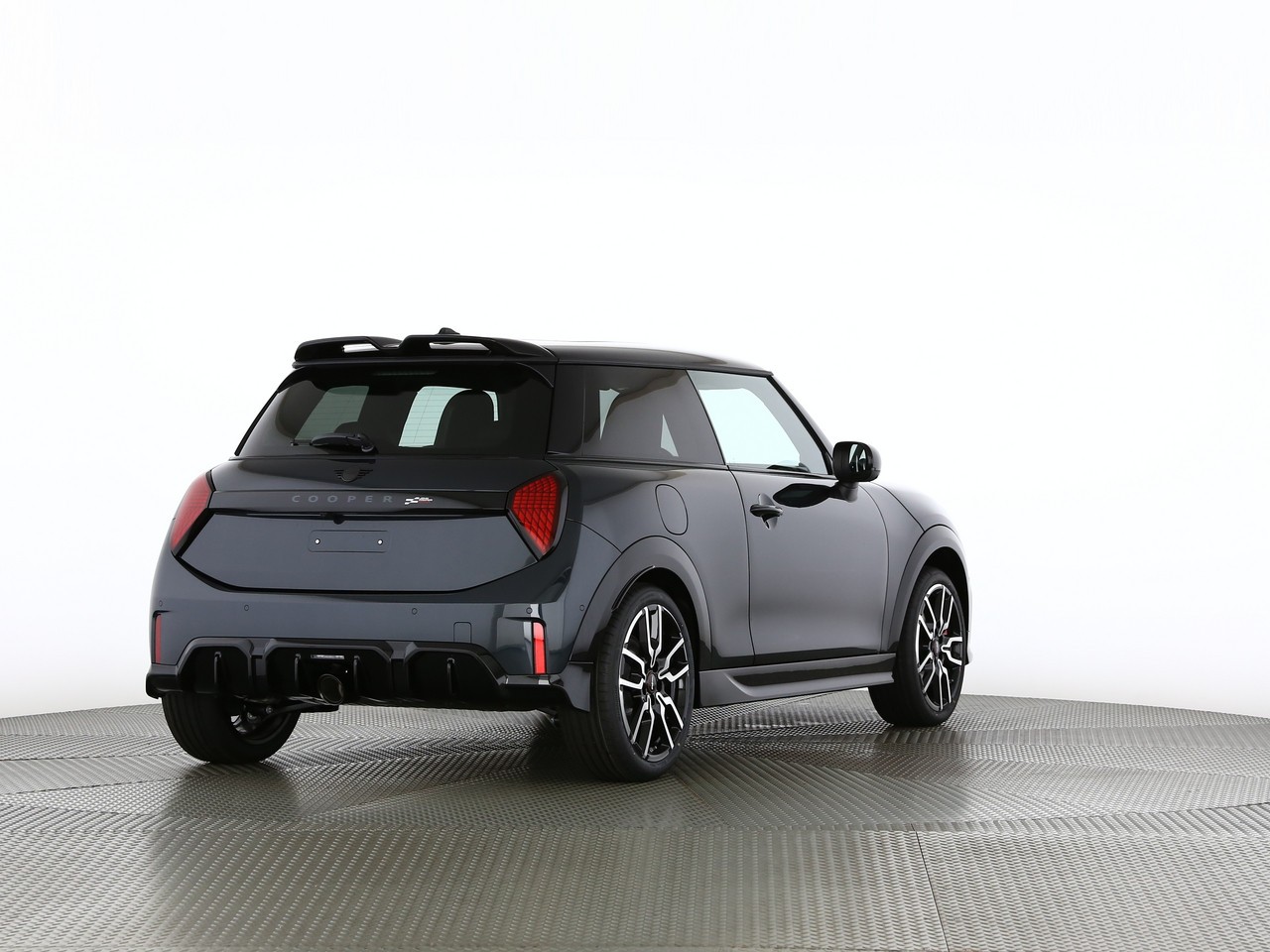 MINI Cooper John Cooper Works DKG-showroom-element-1