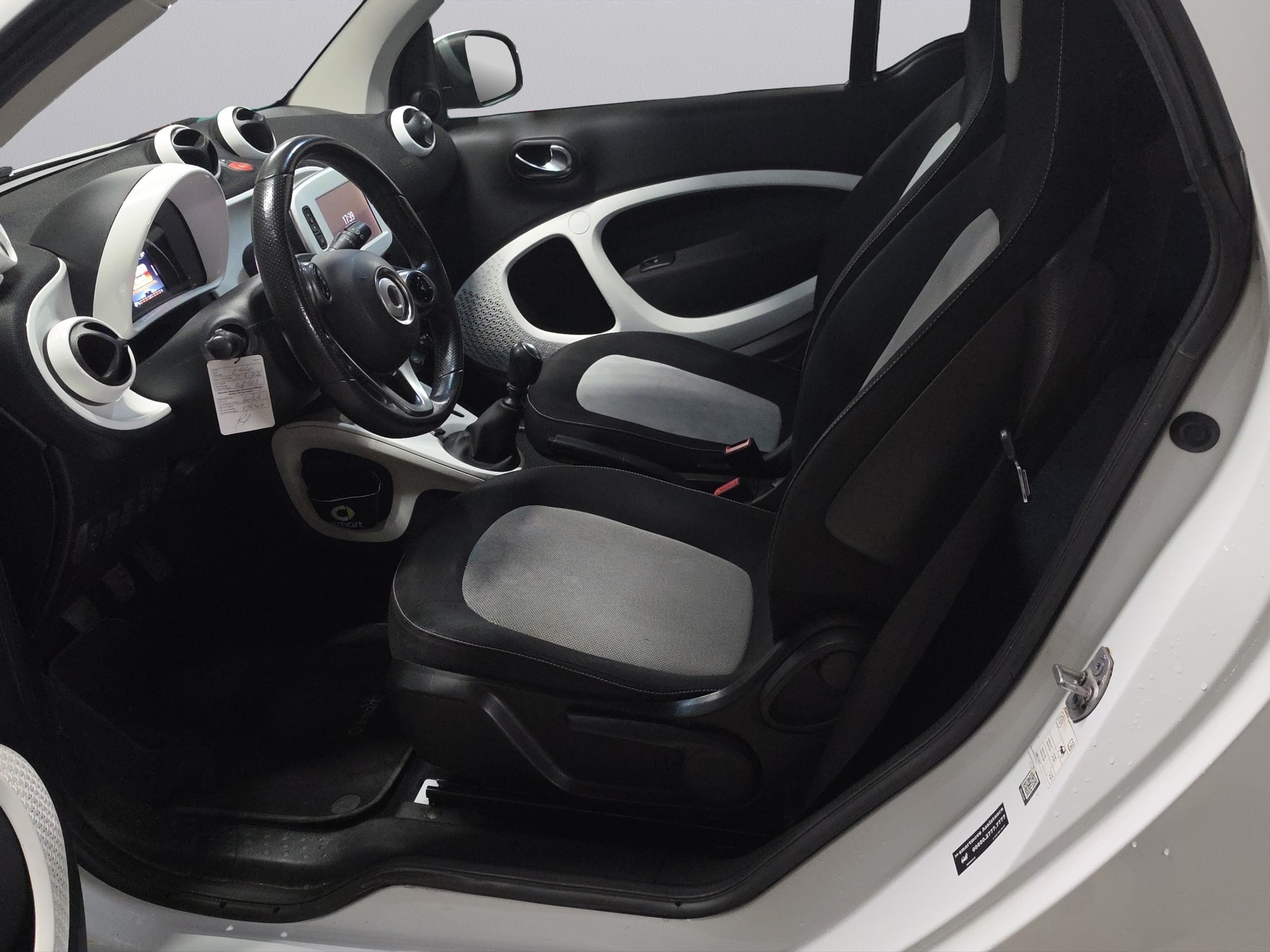 SMART fortwo prime-image-8