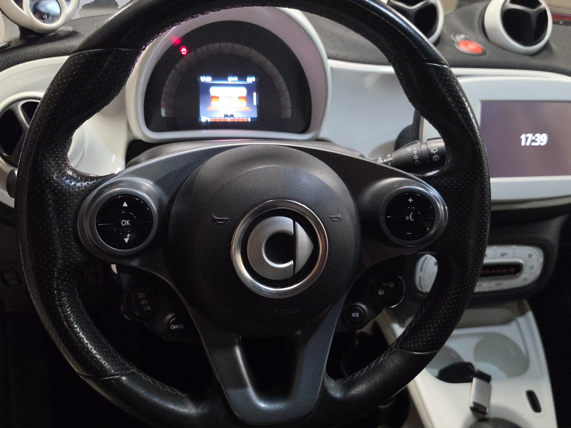SMART fortwo prime-image-9