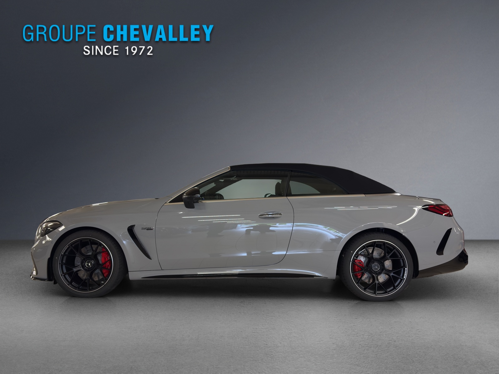MERCEDES-BENZ AMG CLE 53 4M+ Cabriolet-showroom-element-1