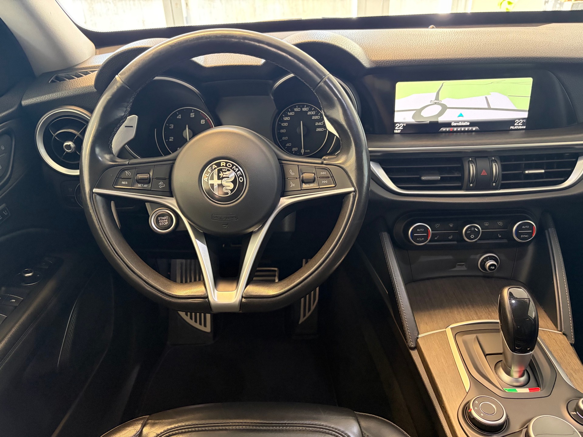 ALFA ROMEO Stelvio 2.0 First Edition Q4 Automatic-image-12