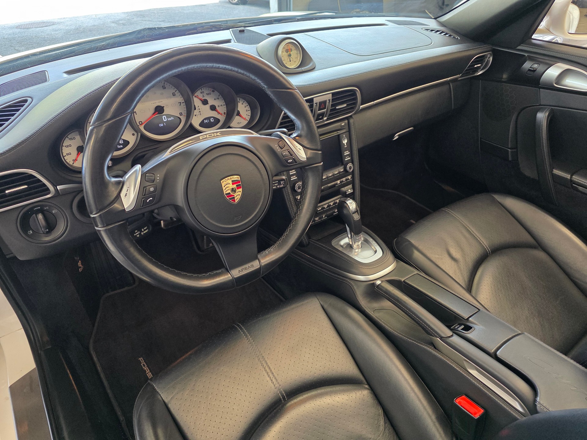 PORSCHE 911 Cabrio Carrera 4S PDK-image-8
