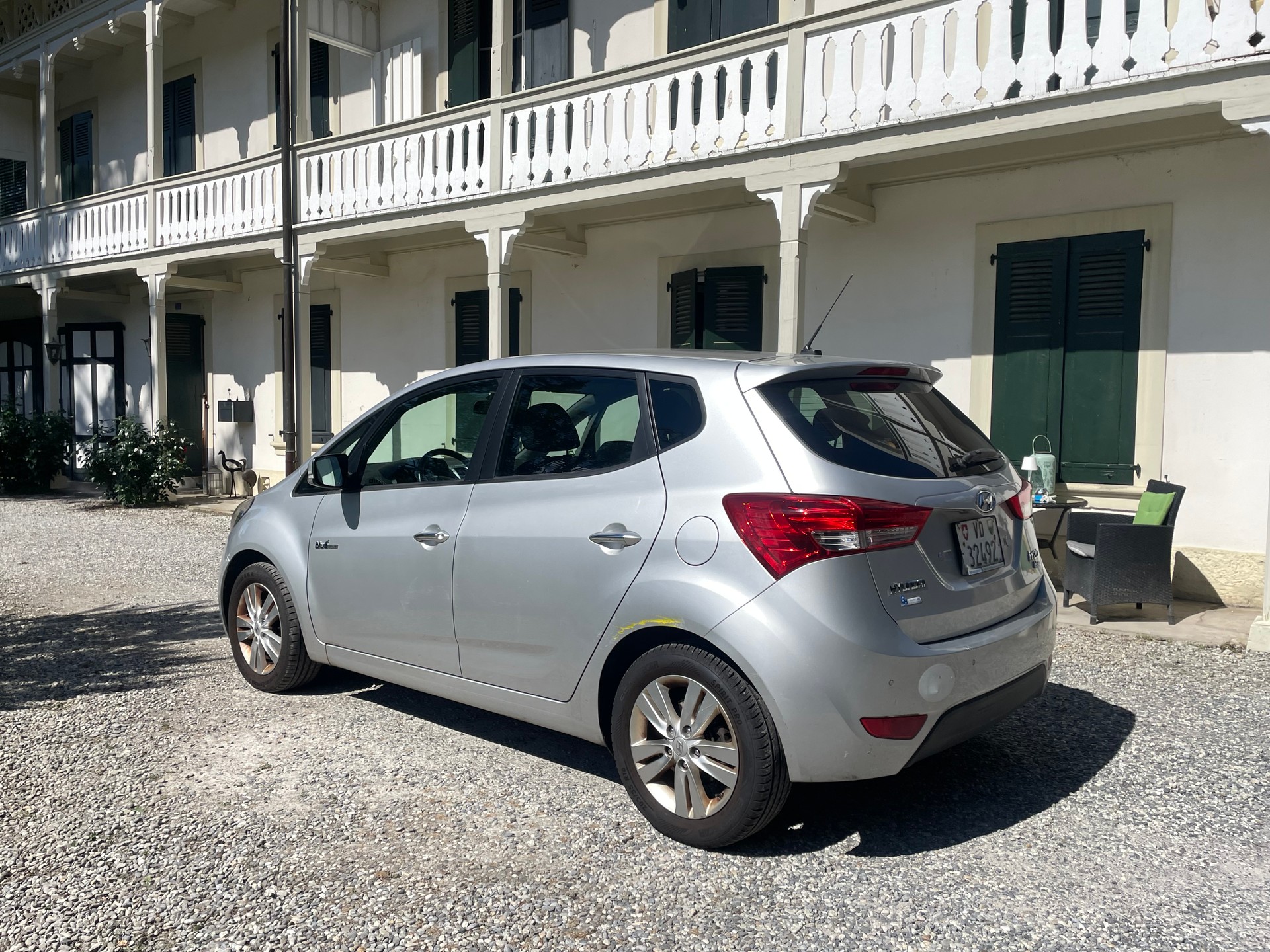 HYUNDAI 1.6 Amplia-image-3