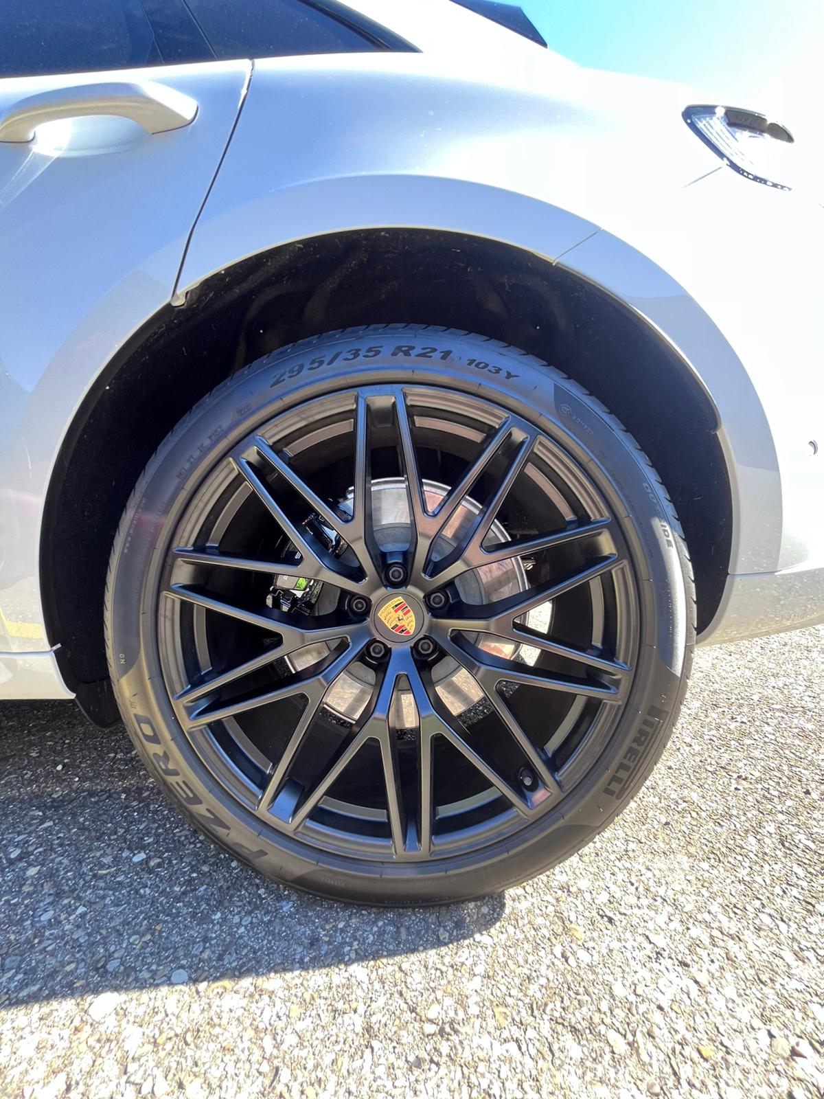 PORSCHE Macan GTS PDK-image-17