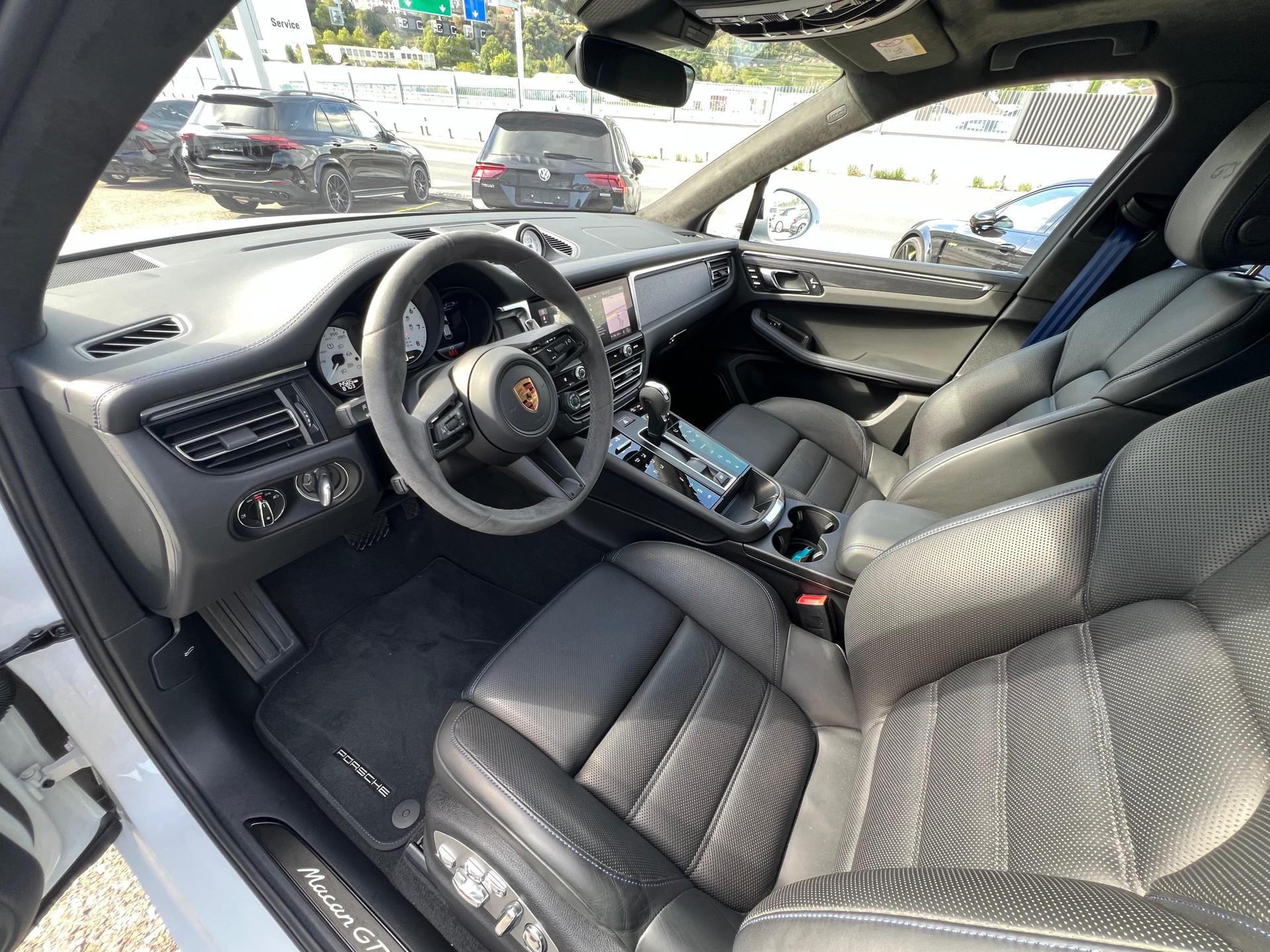 PORSCHE Macan GTS PDK-image-7