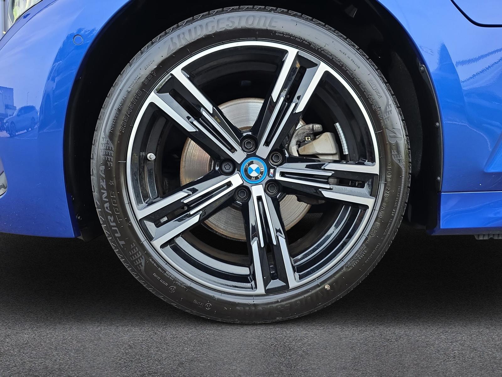 BMW 330e Touring xDrive G21 (CH)-image-9