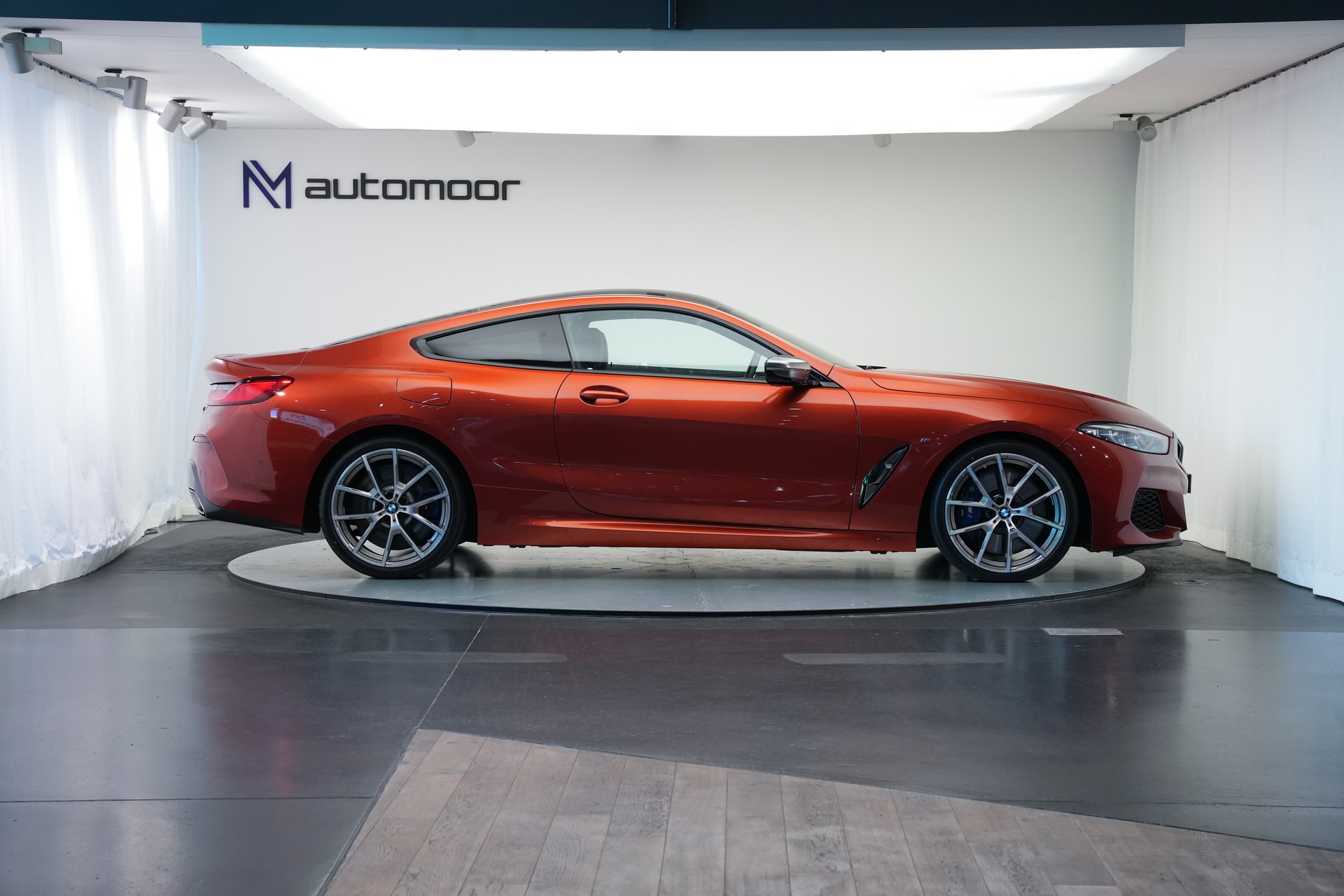 BMW M850i xDrive Steptronic *Sunset Orange* *Night Vision* *Softclose*-showroom-element-3