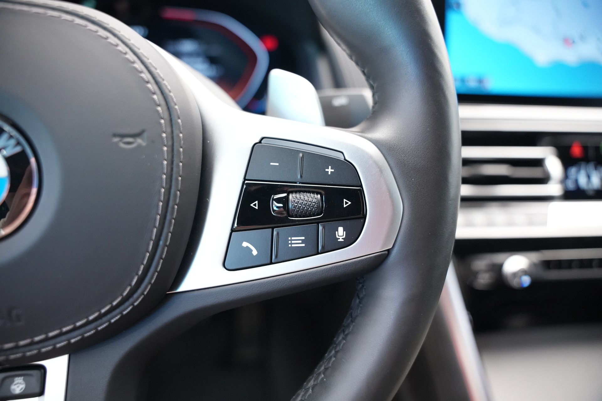BMW M850i xDrive Steptronic *Sunset Orange* *Night Vision* *Softclose*-image-32