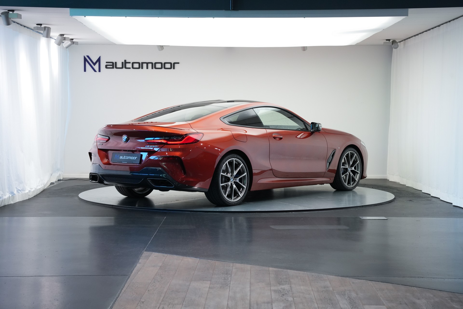 BMW M850i xDrive Steptronic *Sunset Orange* *Night Vision* *Softclose*-image-4