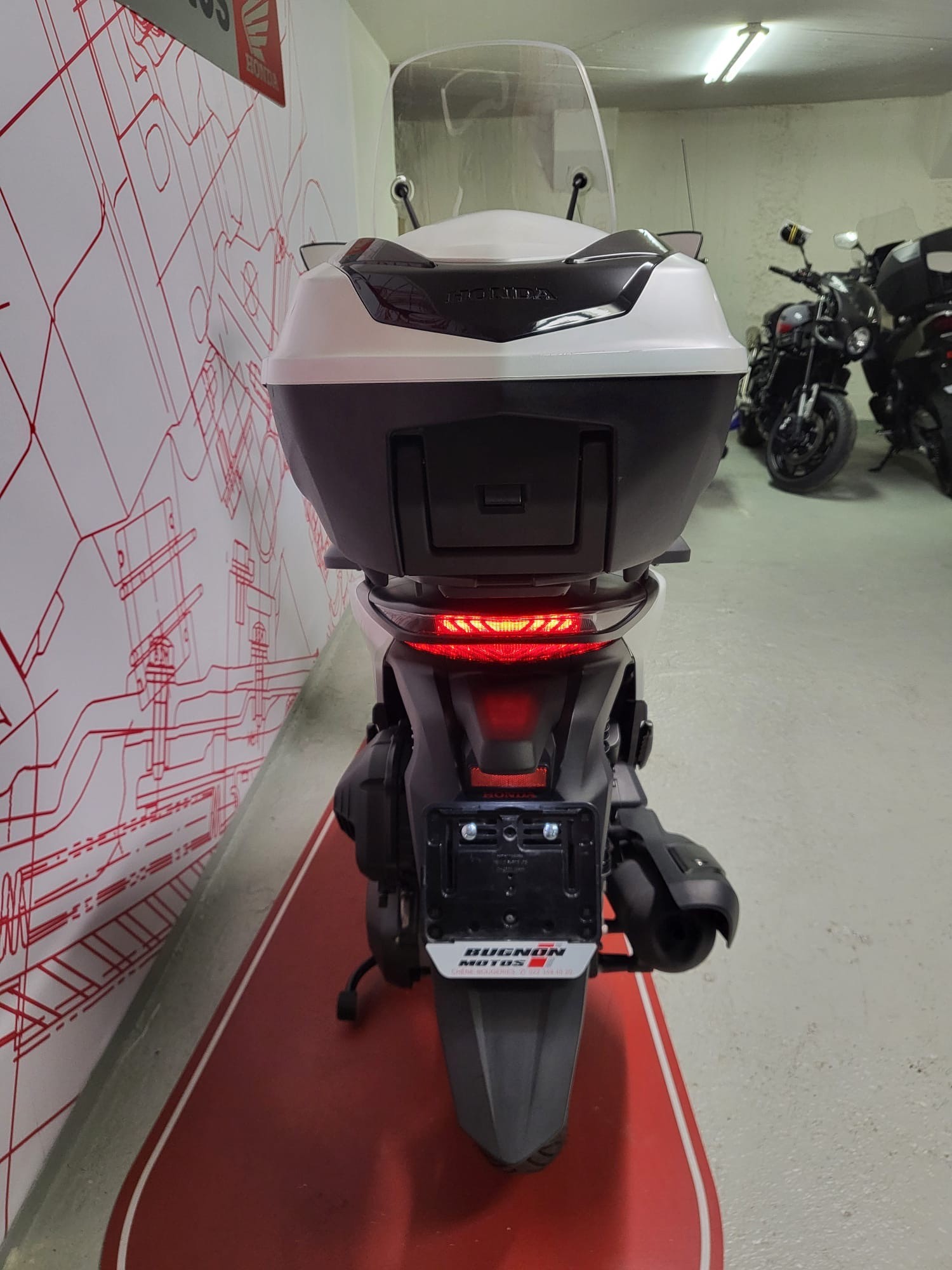 HONDA SH 125 Sporty-image-4