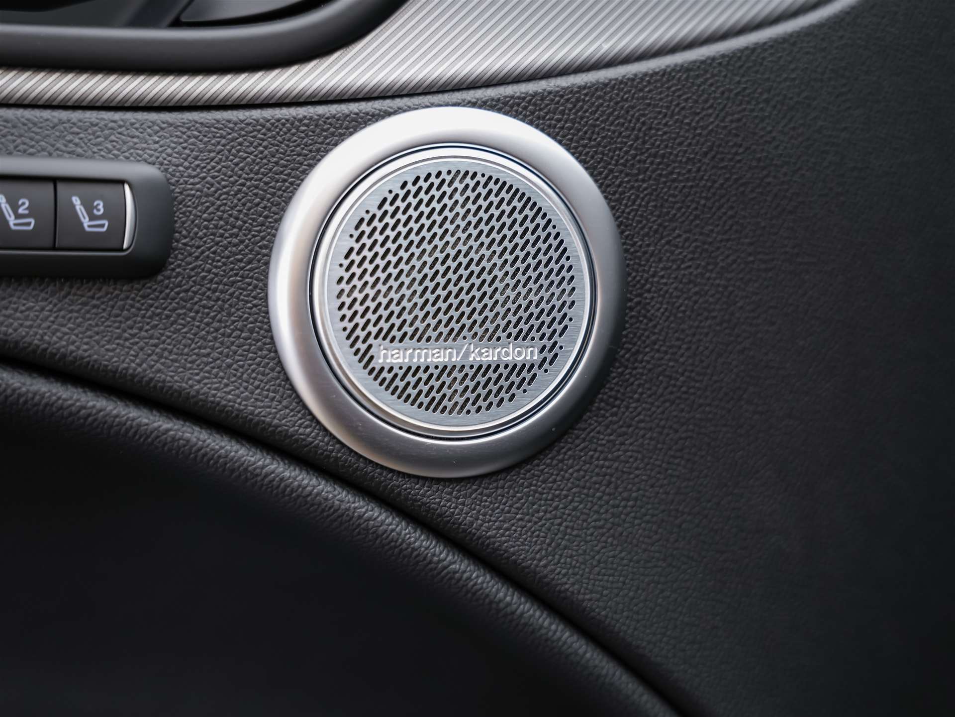 ALFA ROMEO Stelvio 2.0 Intensa Q4 AT8 *SOFORT Verfügbar*Werksgarantie*Panorama*Harman/Kardon*-image-27