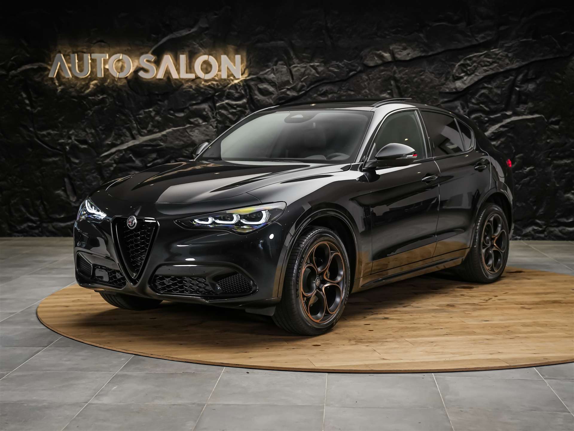 ALFA ROMEO Stelvio 2.0 Intensa Q4 AT8 *SOFORT Verfügbar*Werksgarantie*Panorama*Harman/Kardon*-showroom-element-1