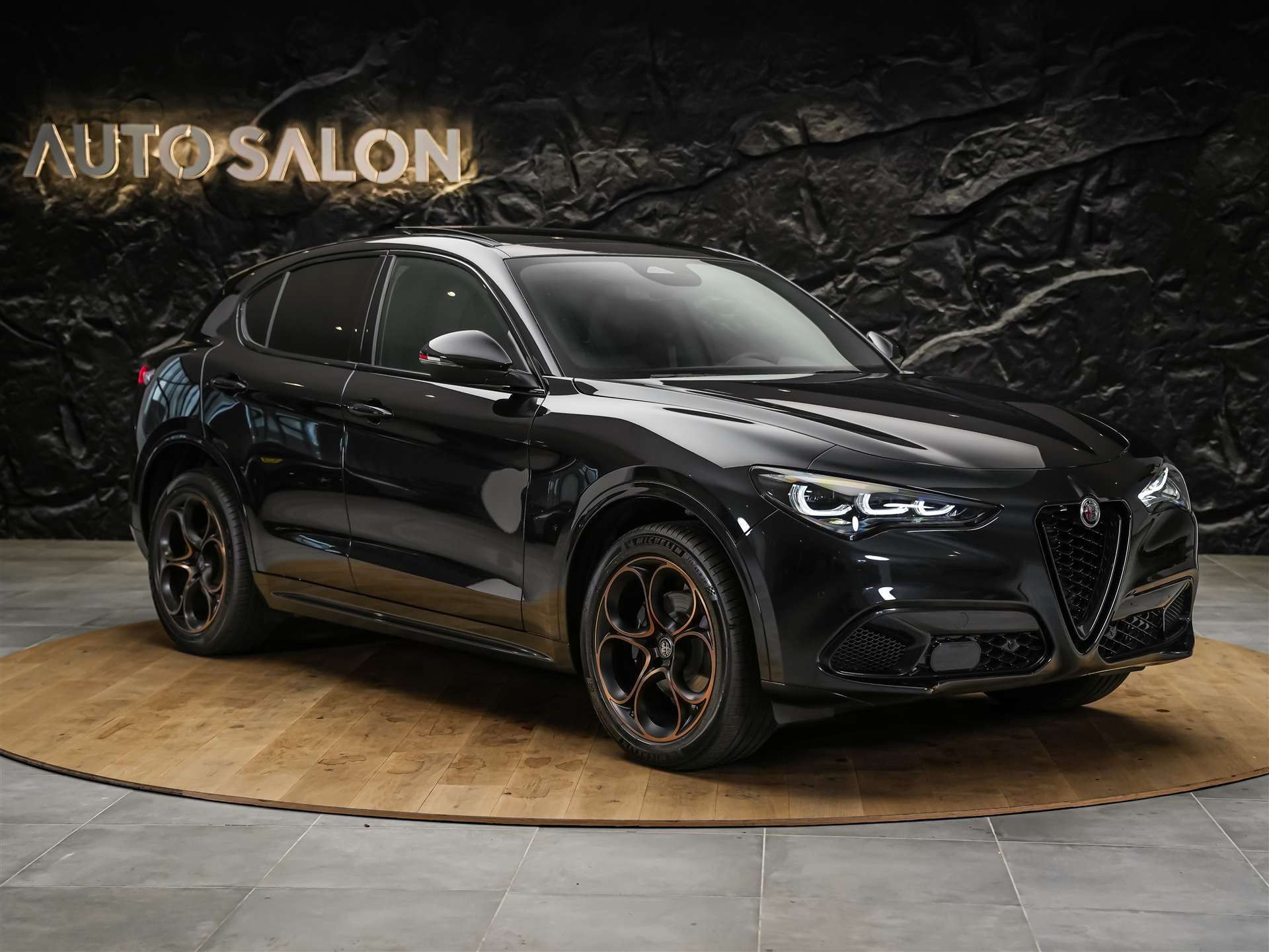 ALFA ROMEO Stelvio 2.0 Intensa Q4 AT8 *SOFORT Verfügbar*Werksgarantie*Panorama*Harman/Kardon*-image-6