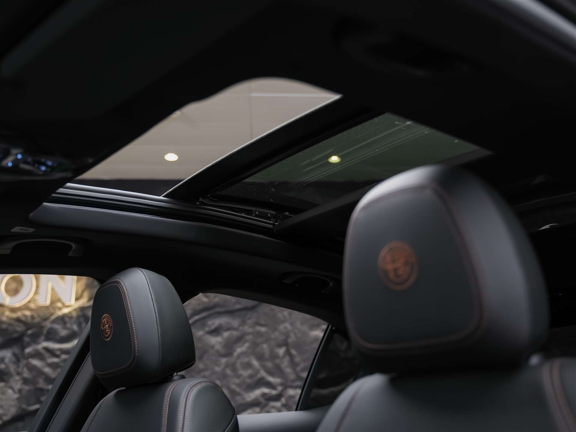 ALFA ROMEO Stelvio 2.0 Intensa Q4 AT8 *SOFORT Verfügbar*Werksgarantie*Panorama*Harman/Kardon*-image-12