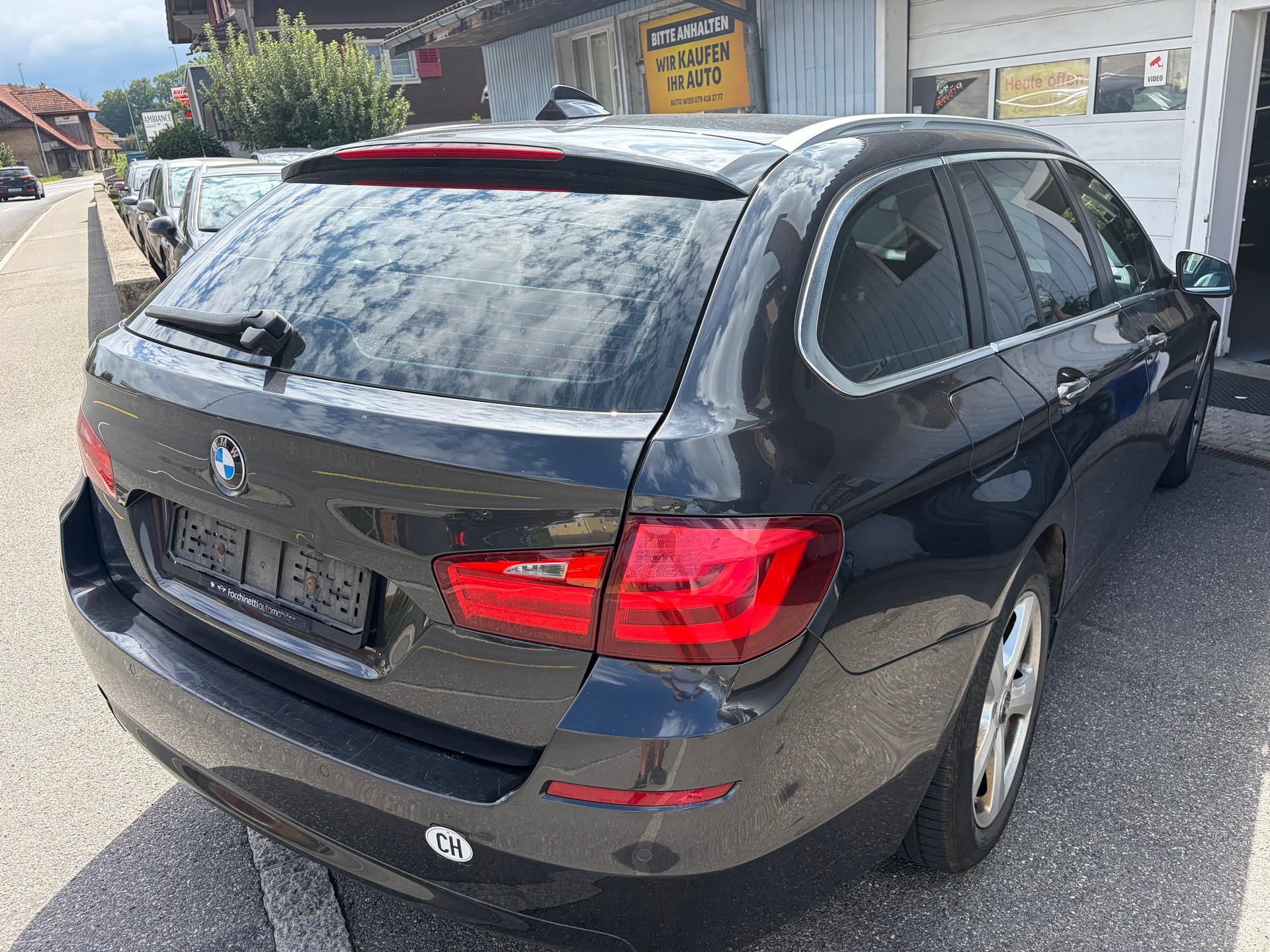BMW 528i xDrive Touring Steptronic-image-5