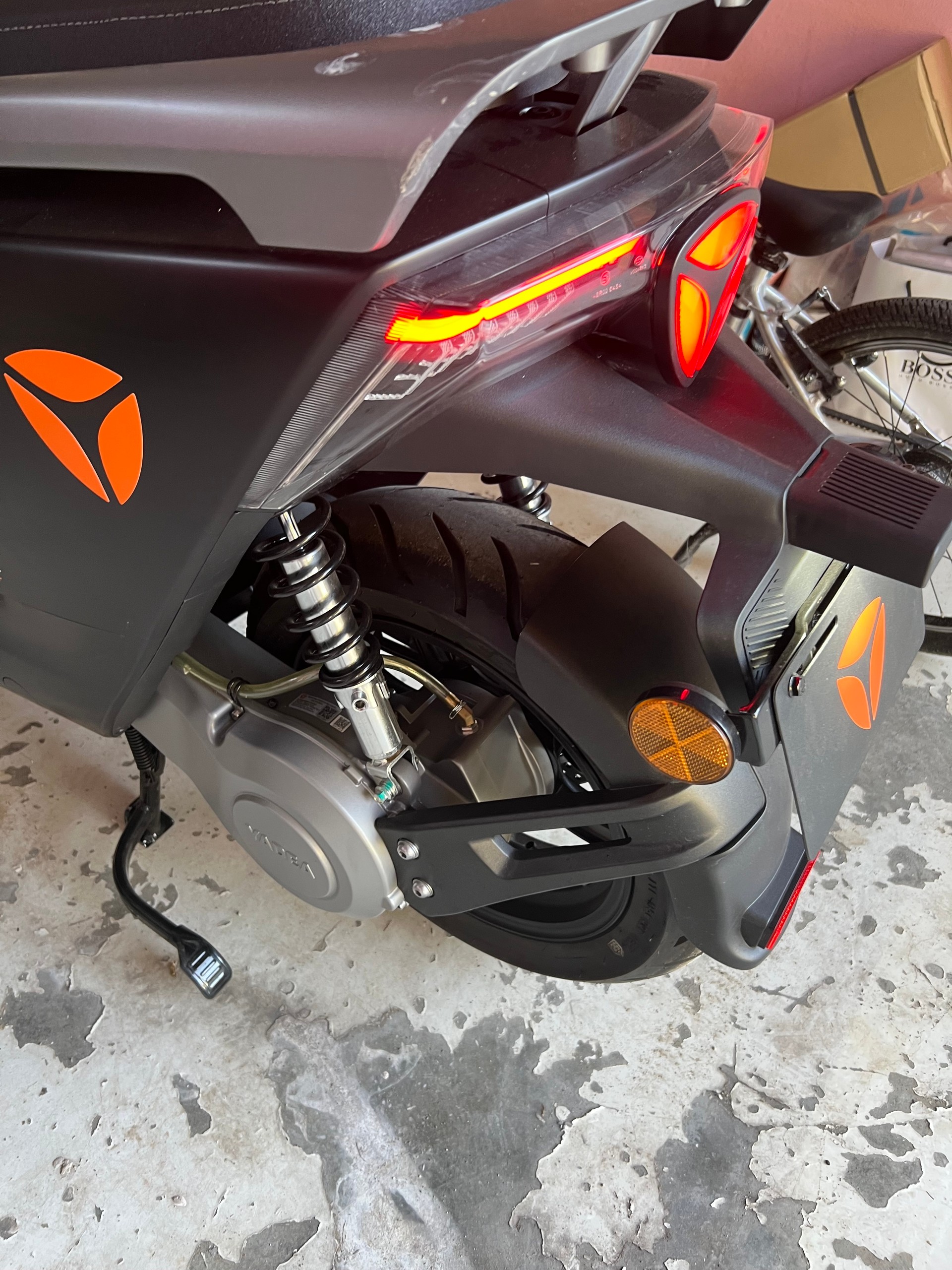 YADEA Fierider F200-image-8