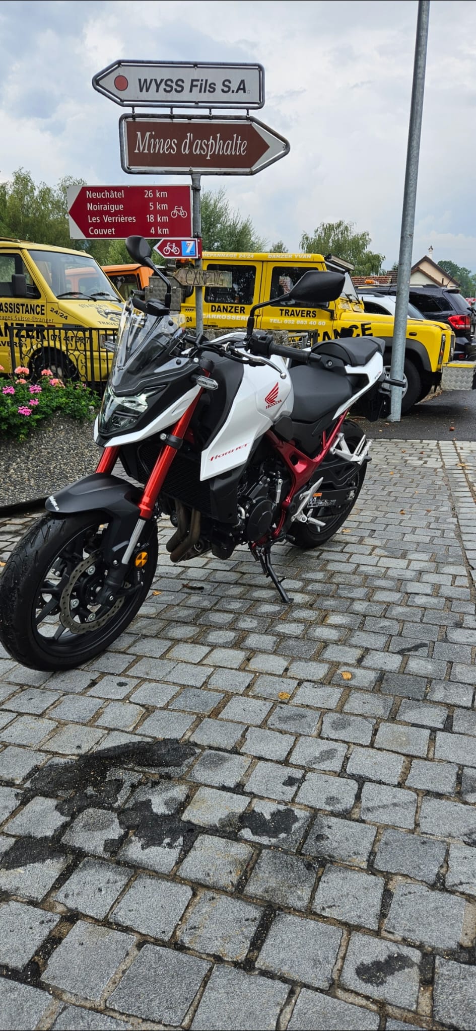 HONDA CB 750 Hornet-image-6