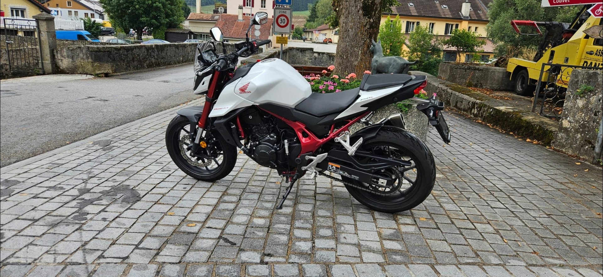 HONDA CB 750 Hornet-image-5