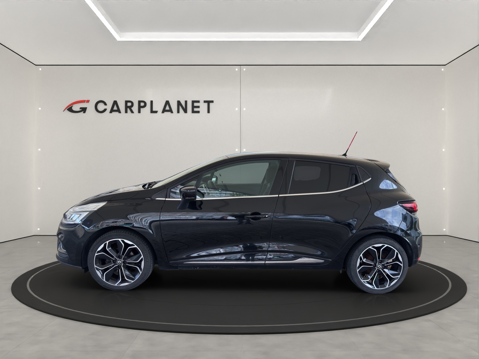 RENAULT Clio 1.2 TCe 120PS 90th Anniv. S/S *Automat*-showroom-element-3
