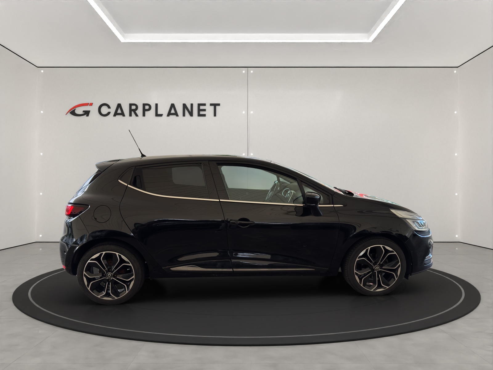 RENAULT Clio 1.2 TCe 120PS 90th Anniv. S/S *Automat*-showroom-element-2