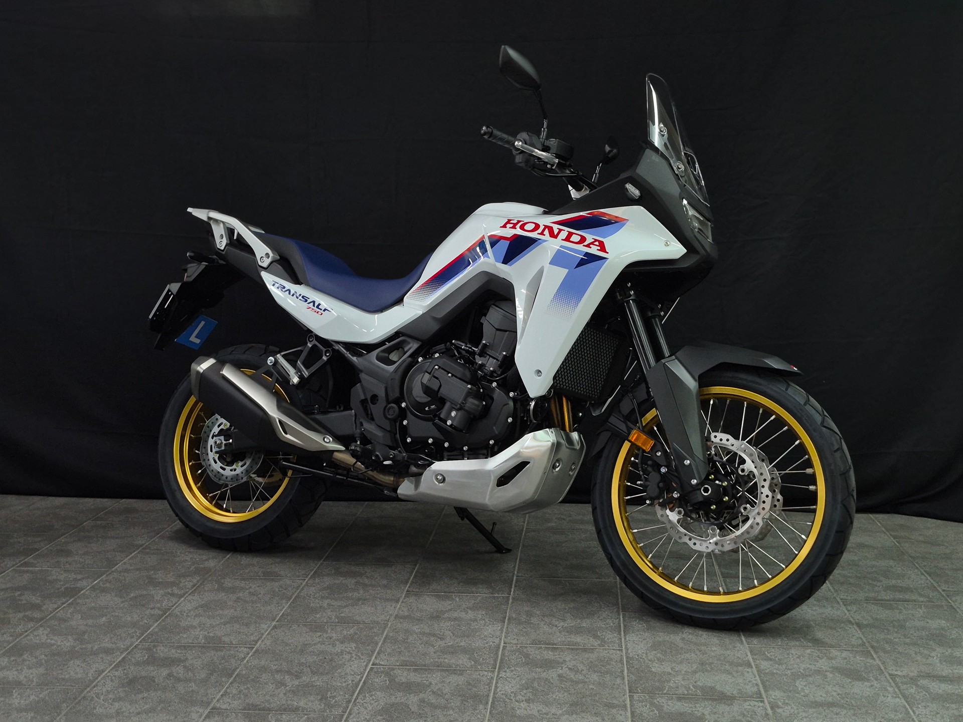 HONDA XL 750 Transalp E-Clutch-image-6