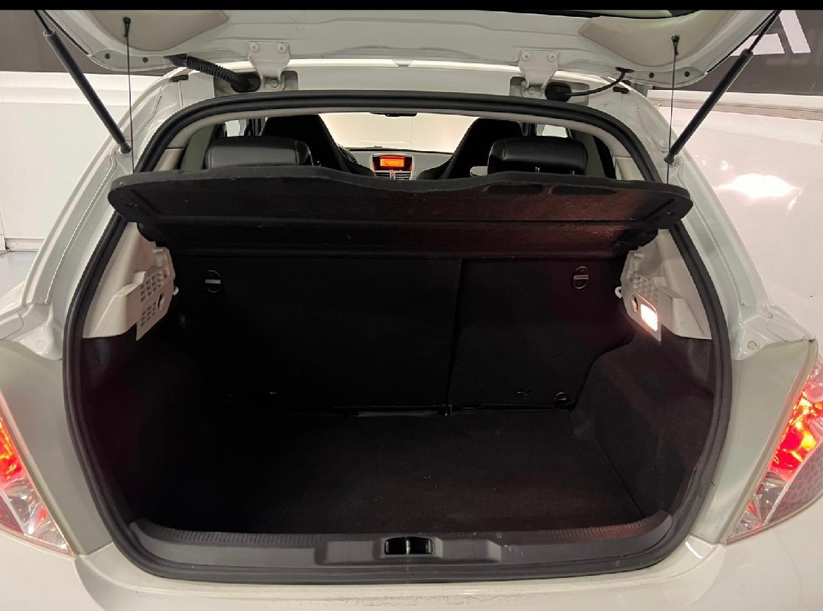 PEUGEOT 207 1.6 16V Turbo GTi-image-8