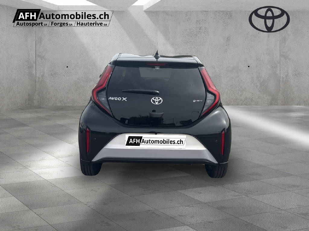 TOYOTA Aygo X 1.5 VVT-i HSD Trend-showroom-element-3