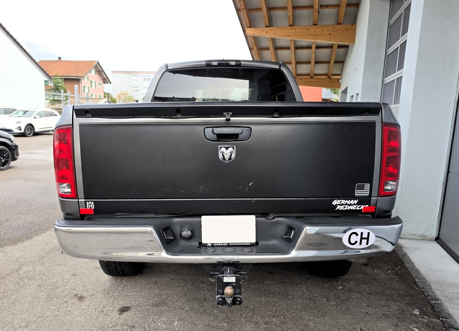 DODGE RAM 1500 Laramie Quad Cab-image-4