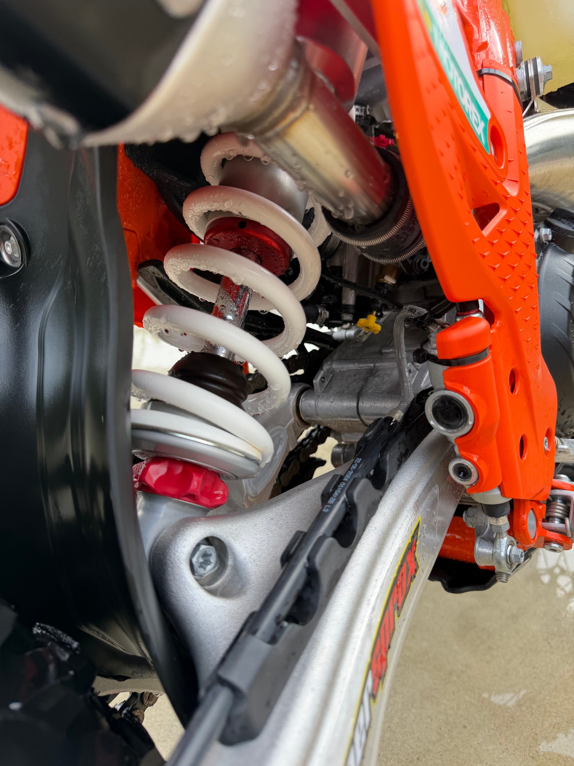 KTM 300 EXC special edition-image-6