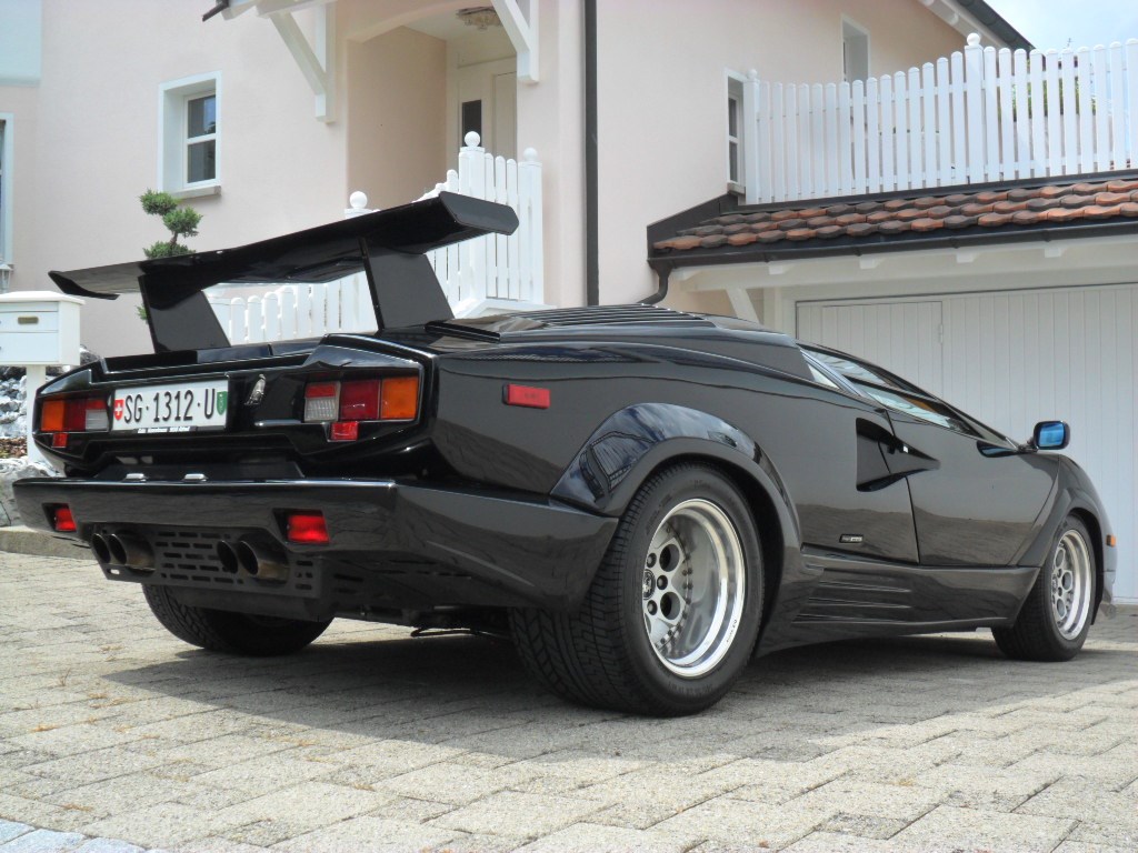 LAMBORGHINI Countach S 4V-image-10