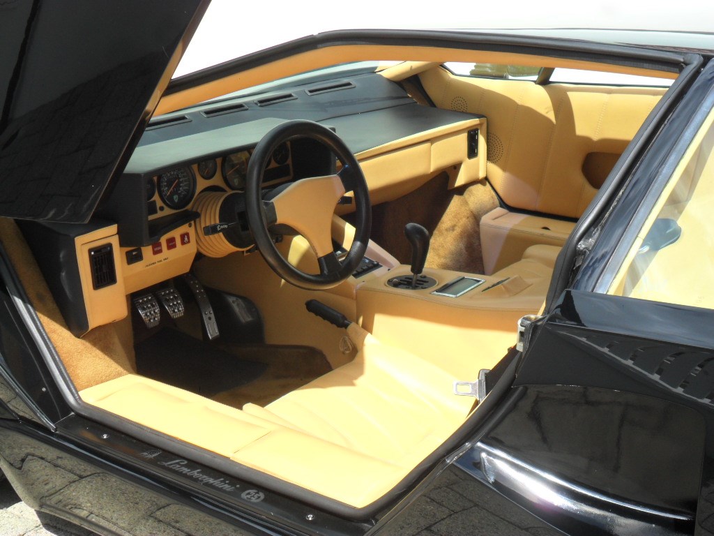 LAMBORGHINI Countach S 4V-image-13