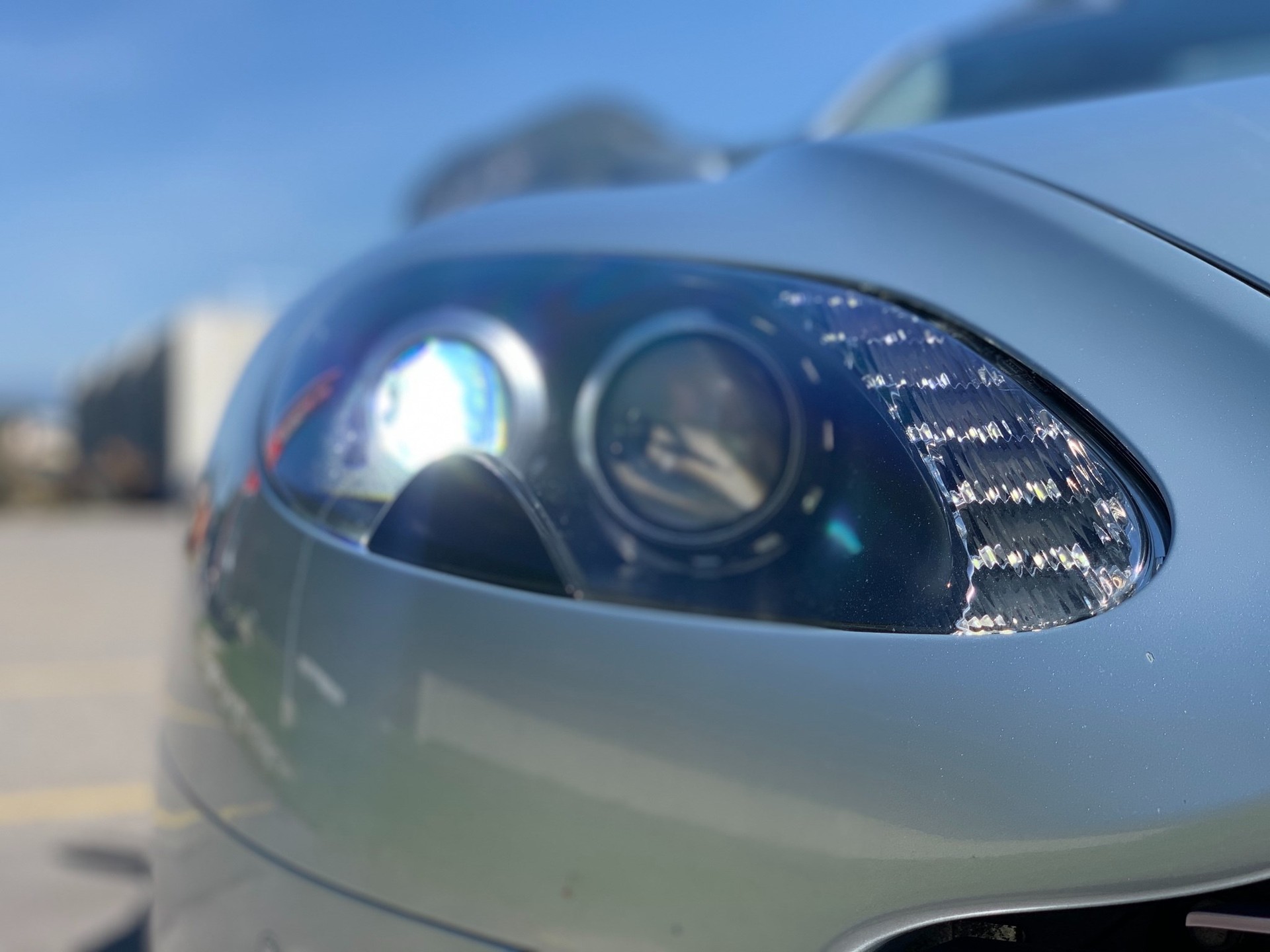 ASTON MARTIN V8 Vantage 4.7 Sportshift-image-10