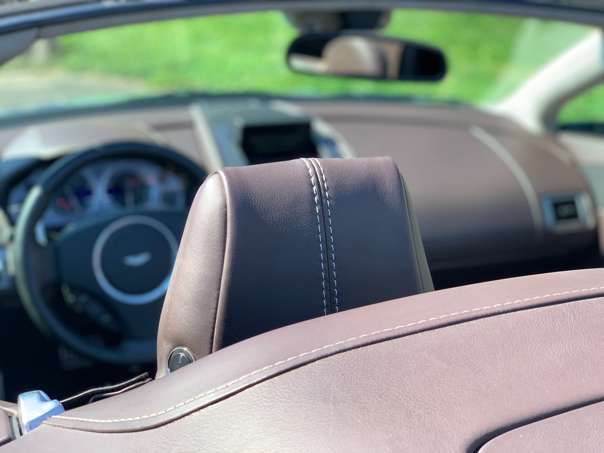 ASTON MARTIN V8 Vantage 4.7 Sportshift-image-20