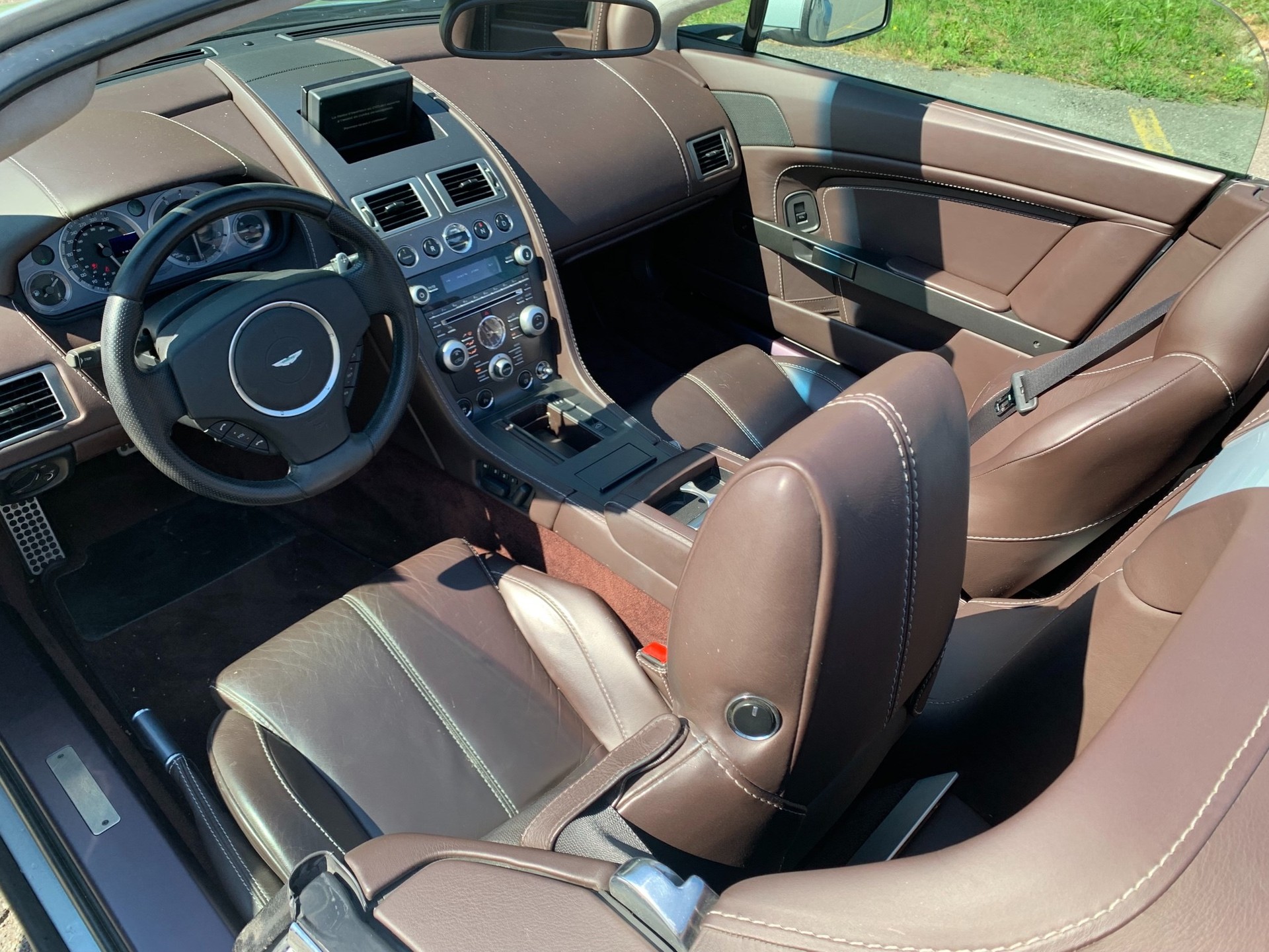 ASTON MARTIN V8 Vantage 4.7 Sportshift-image-21