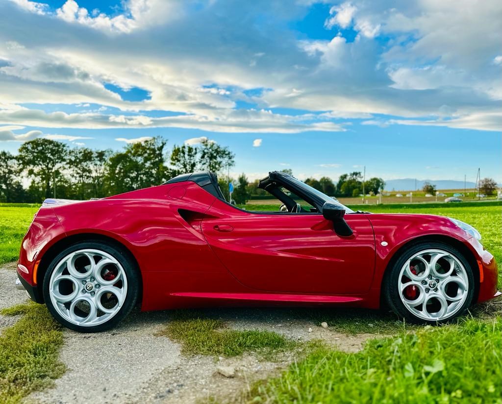 ALFA ROMEO 4C Cabriolet-image-5