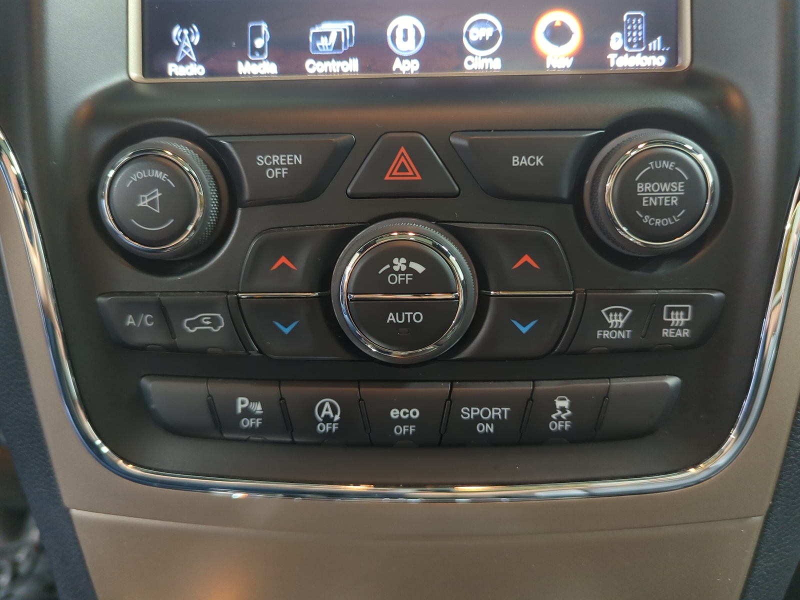 JEEP Grand Cherokee 3.0 CRD 75th Anniversary-image-24