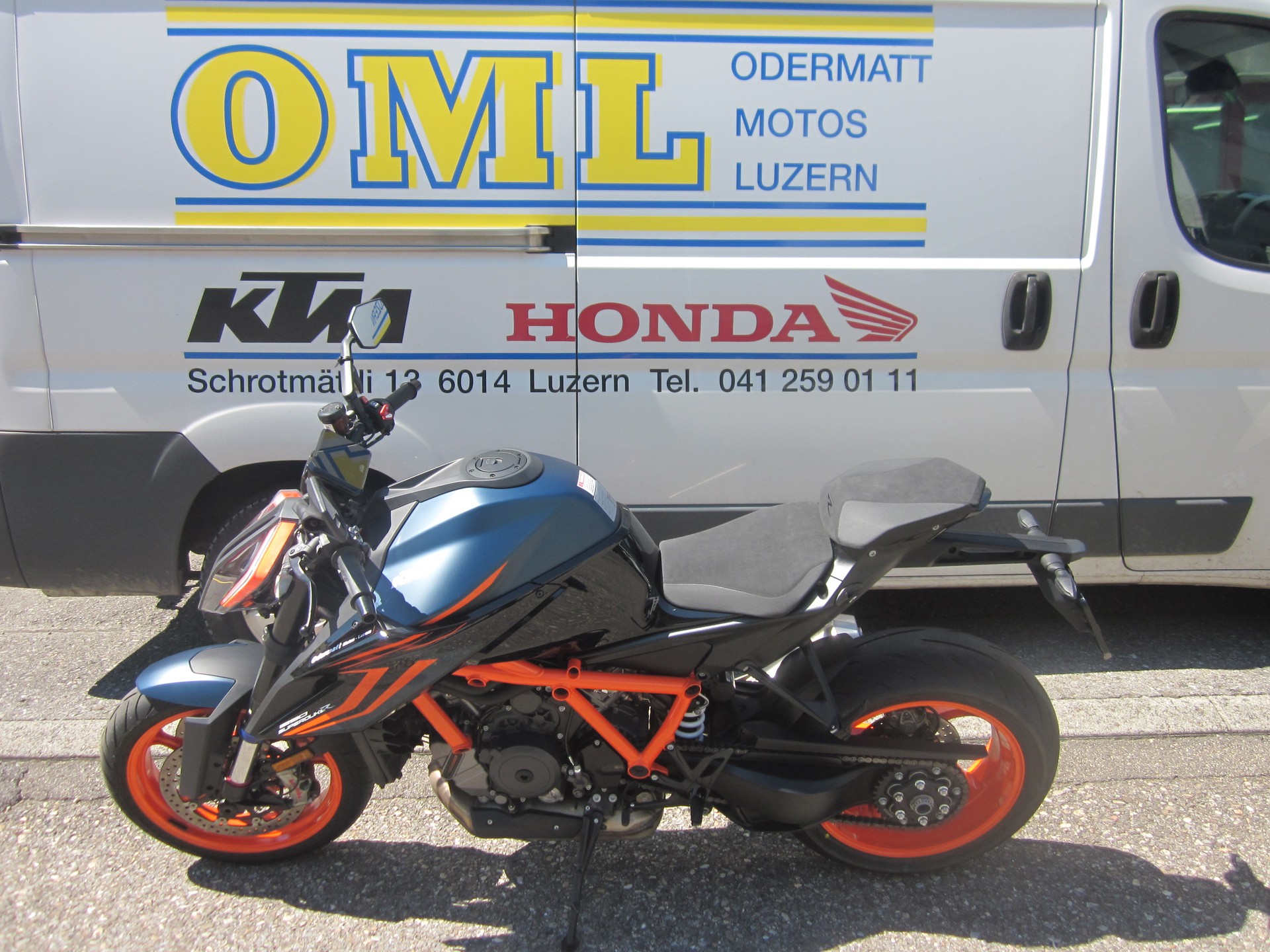 KTM 1290 Super Duke R EVO-image-1