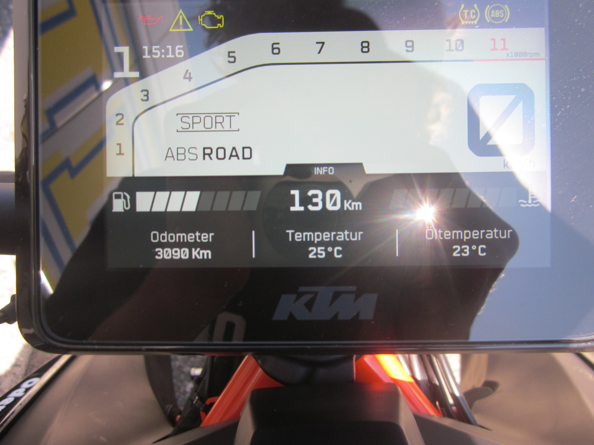 KTM 1290 Super Duke R EVO-image-2