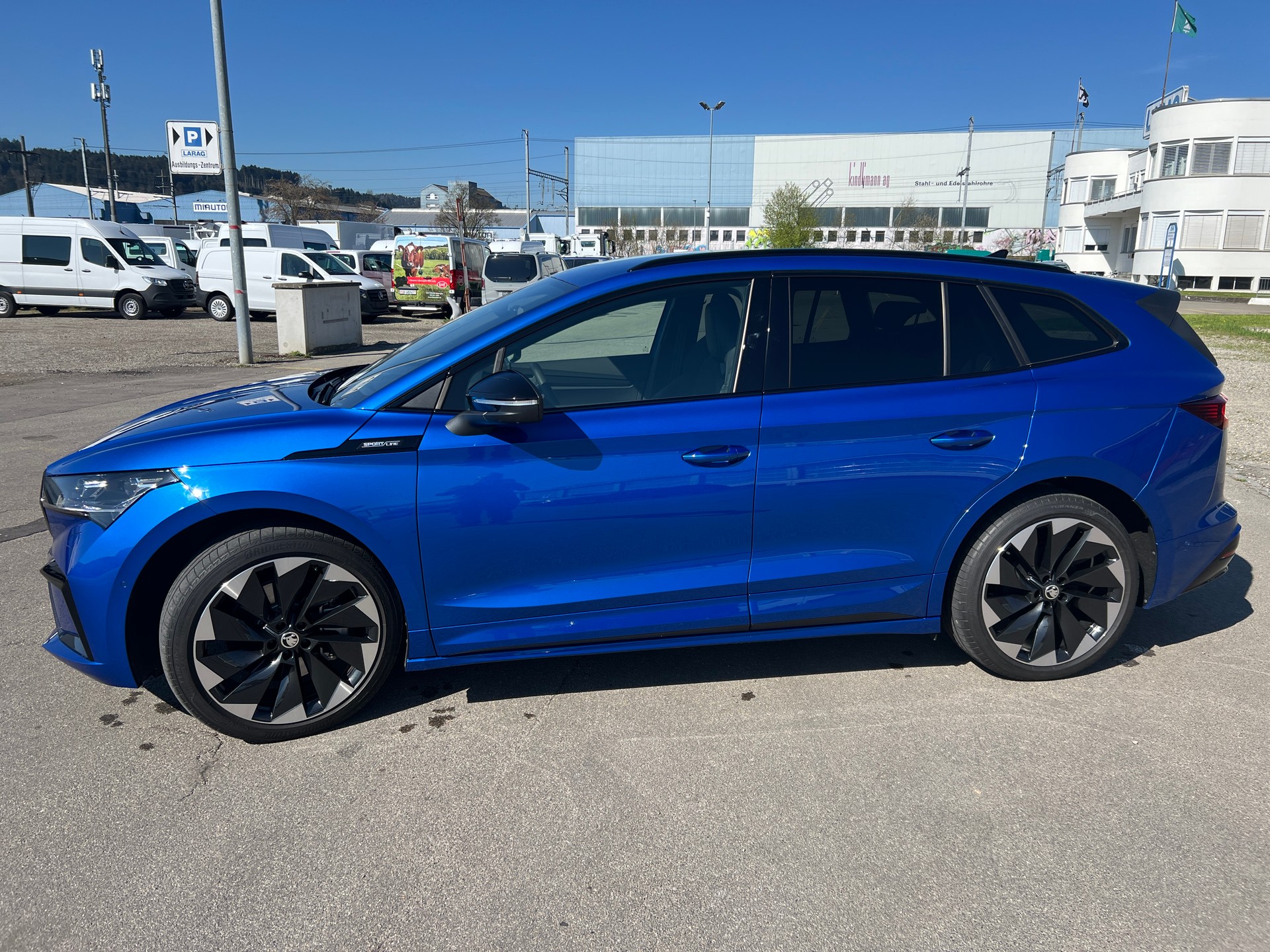 SKODA Enyaq iV 80x SportLine-image-1