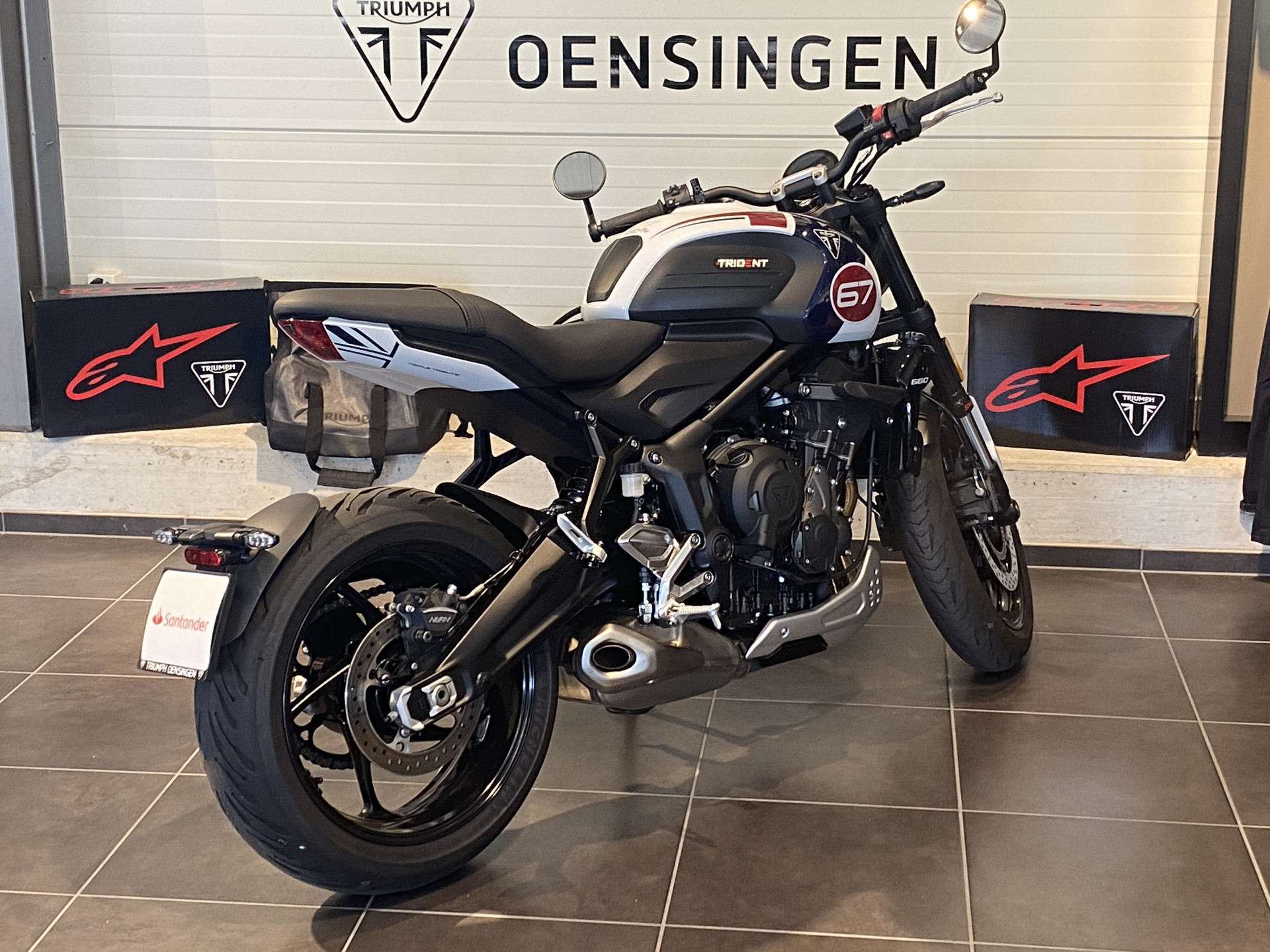 TRIUMPH Trident 660 Triple Tribute Edition-image-4